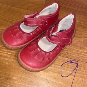 Red Livie and Luca girls size 9 shoes